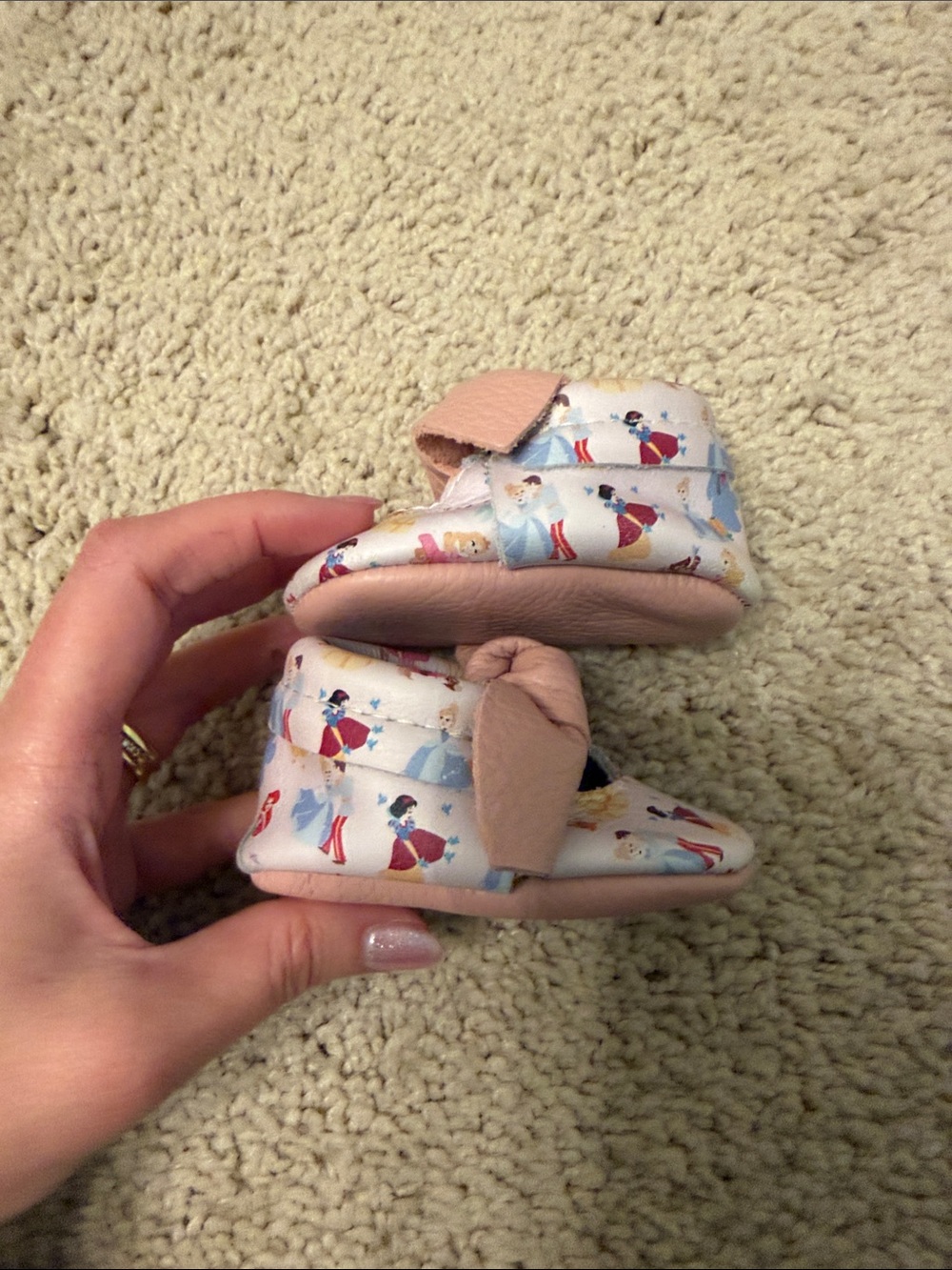 Girls' Disney Princess Print Bow Mary Jane Kids Shoes - Picture 7 of 7
